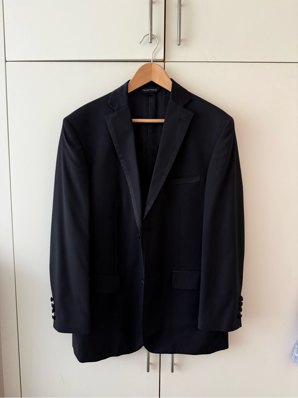 Giorgio Napoli Black Formal Tuxedo 2pc Suit with Sateen finishes wool (Size 44R)